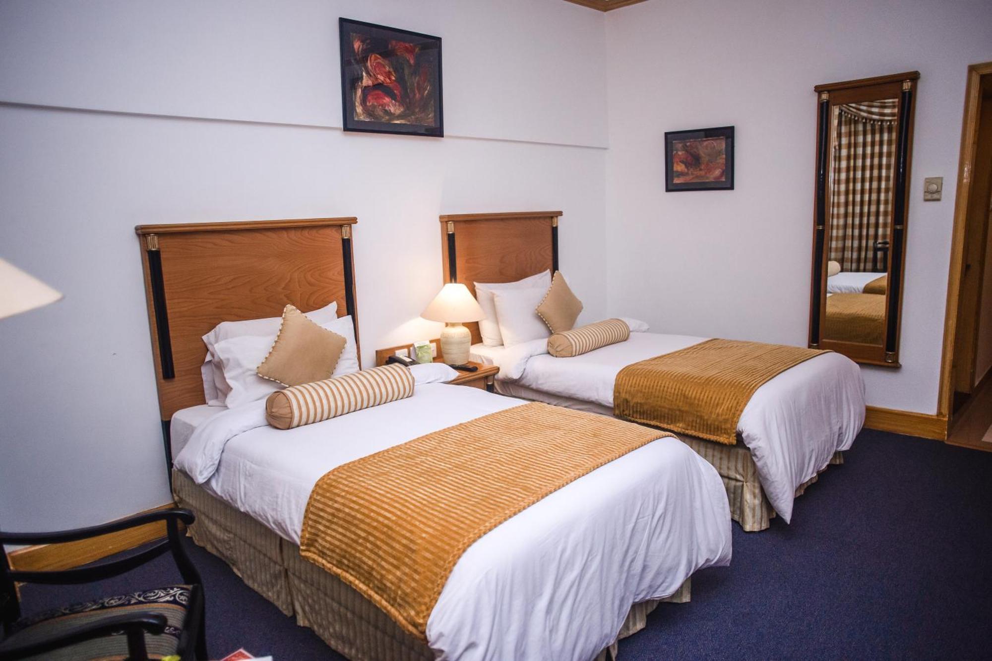 Mehran Hotel Karacsi Kültér fotó