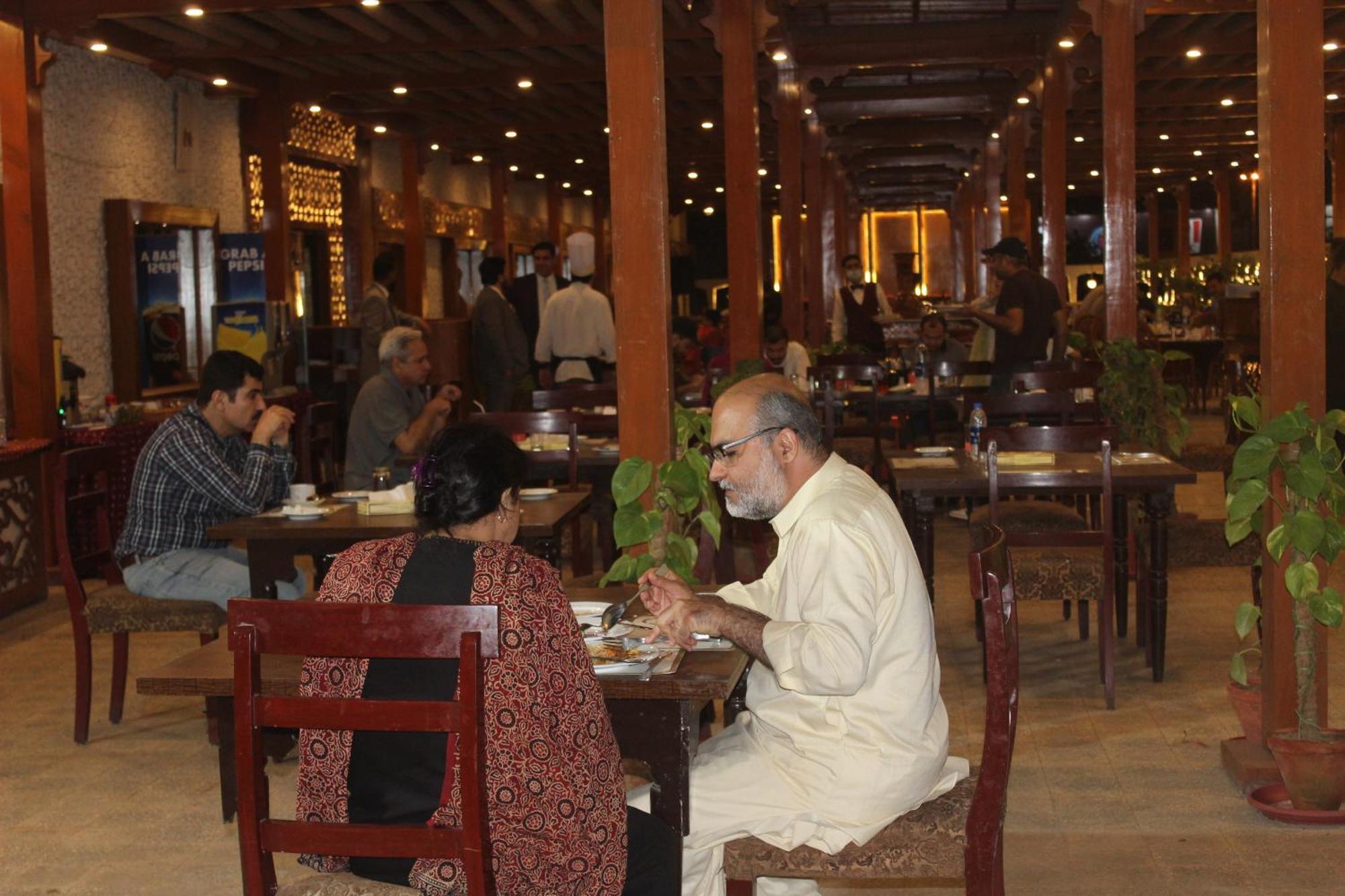 Mehran Hotel Karacsi Kültér fotó