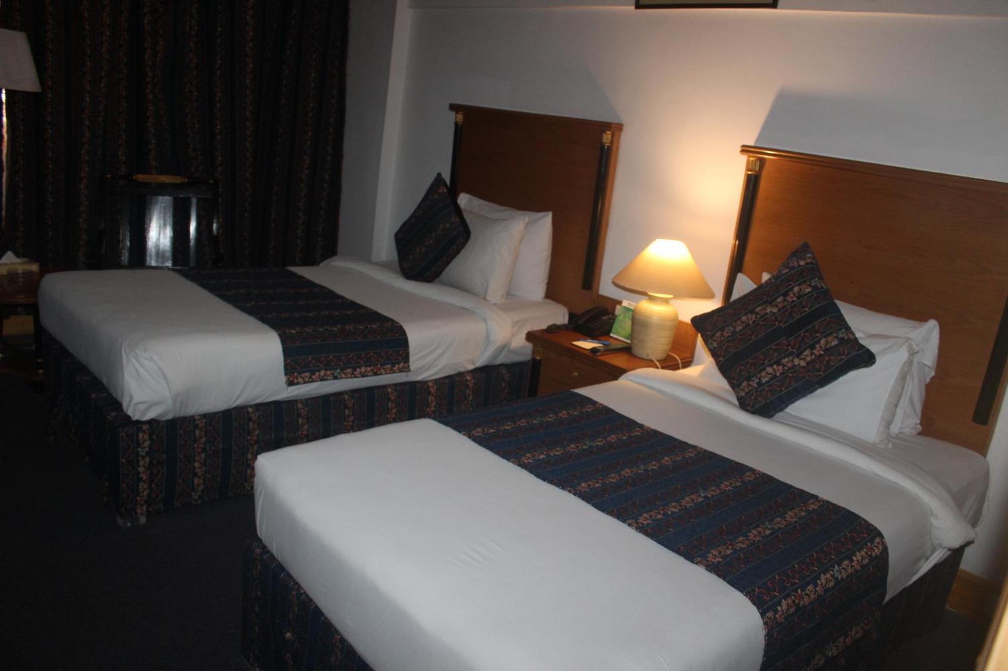 Mehran Hotel Karacsi Kültér fotó